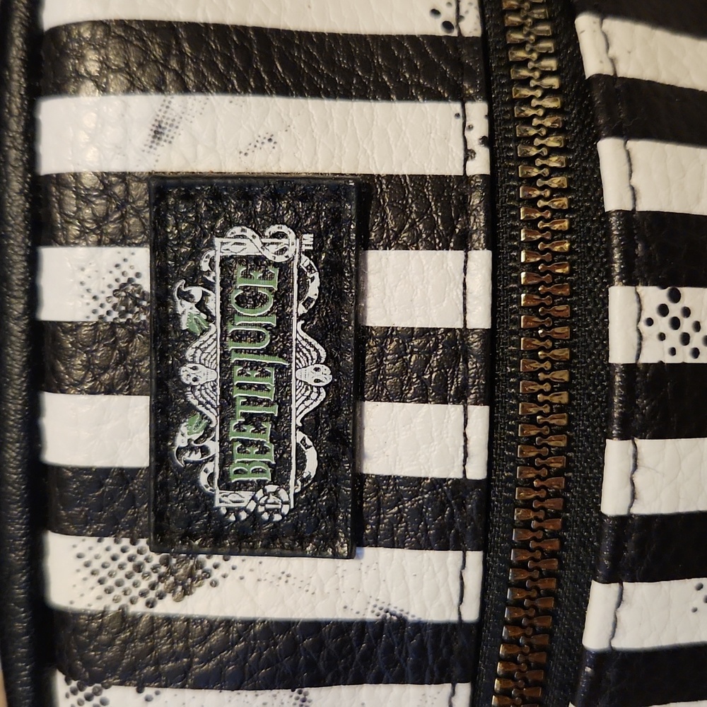 Buckle Down Beetlejuice Black & White Stripe Crossbody Bag - Picture 2 of 11